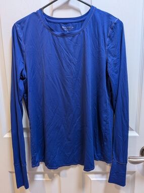 Athleta Women's Long-Sleeve Performance Top in Royal Blue Size S Open Back